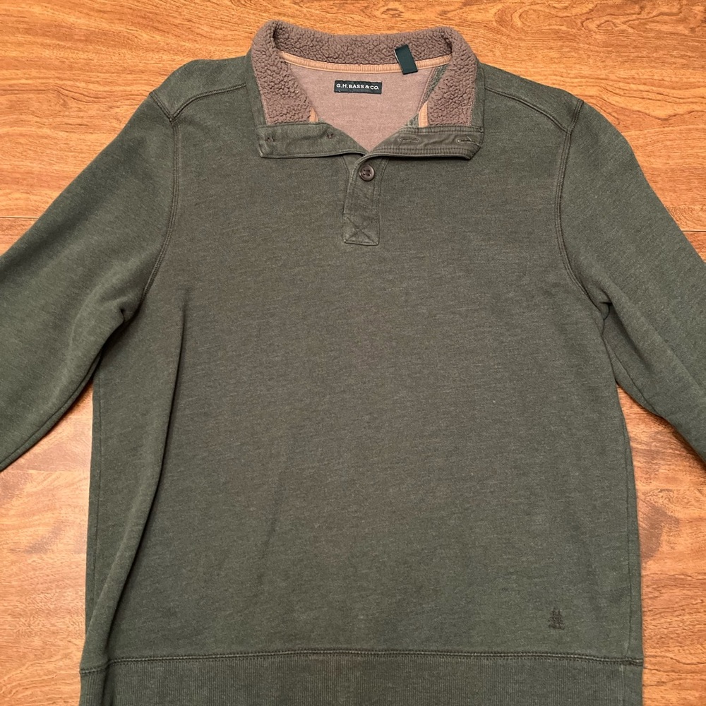 G.H. Bass pullover